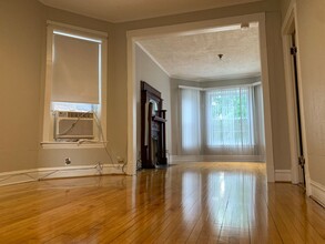 1531 N Monticello Ave in Chicago, IL - Building Photo - Building Photo