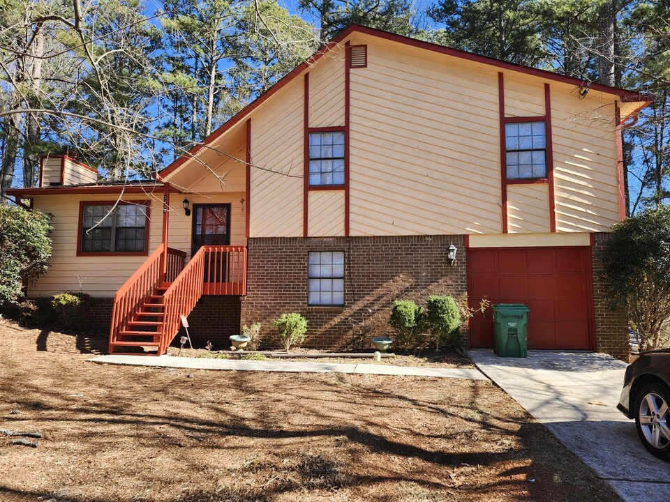 3400 Tarragon Dr in Decatur, GA - Building Photo