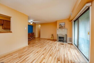 254 Vail Ct in Hamilton, NJ - Foto de edificio - Building Photo