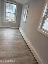 79 Pine View Ave in Keansburg, NJ - Building Photo - Building Photo