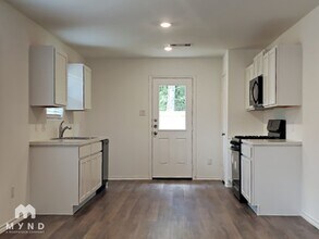 17584 Rosewood Manor Ln in Roman Forest, TX - Building Photo - Building Photo