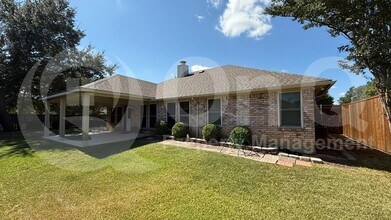 6619 Running Creek Dr in Arlington, TX - Building Photo - Building Photo