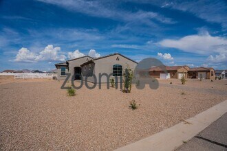 10584 W Appaloosa TR in Casa Grande, AZ - Building Photo - Building Photo