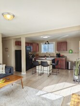 3401 E 15th Ave-Unit -1B in Anchorage, AK - Building Photo - Building Photo