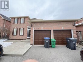 4813 Creditview Rd in Mississauga, ON - Building Photo