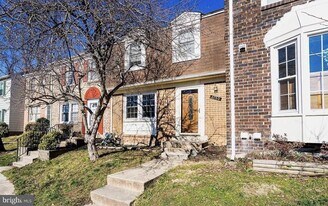 5780 Yellowrose Ct in Columbia, MD - Building Photo