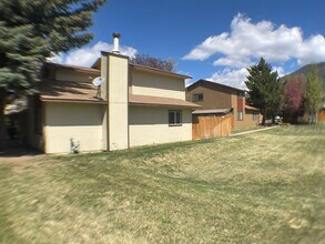 2611 Jeffrey Loop in Flagstaff, AZ - Building Photo - Building Photo