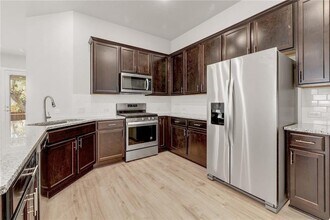 2416 Bear Cub Bend in Leander, TX - Building Photo - Building Photo