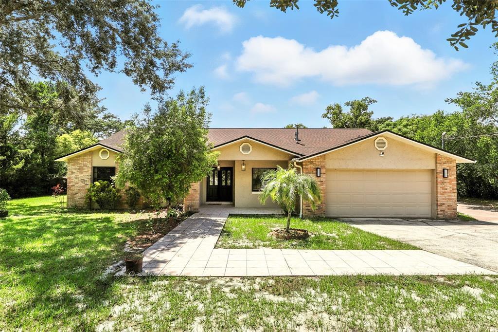 7708 Eden Park Rd in Orlando, FL - Building Photo