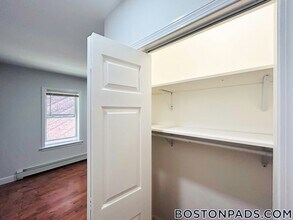 27 Waverly St, Unit 1 in Boston, MA - Building Photo - Building Photo