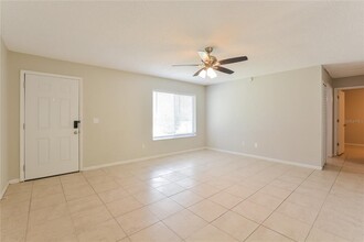 2260 Matthew Cir in Deltona, FL - Building Photo - Building Photo