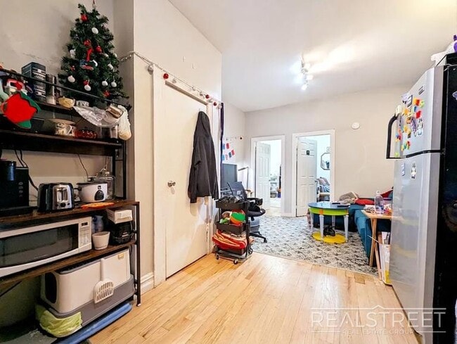 Utica Avenue, Unit 2 in Brooklyn, NY - Building Photo - Building Photo