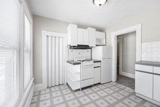 71 Grand Ave in Mount Clemens, MI - Building Photo - Building Photo