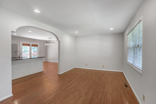 3679 Donaldson Dr NE in Atlanta, GA - Building Photo - Building Photo