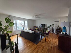 253 Webster Ave in Jersey City, NJ - Building Photo - Building Photo