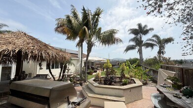 7029 Fern Pl in Carlsbad, CA - Building Photo - Building Photo