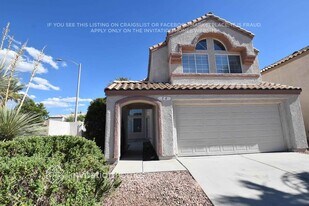 72 Sea Holly Way in Henderson, NV - Building Photo