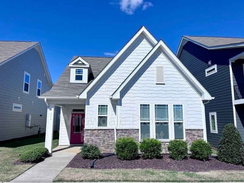 324 Midden Wy in Holly Springs, NC - Foto de edificio