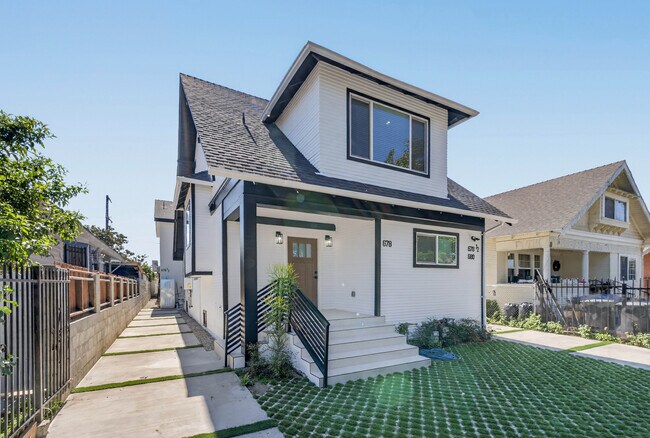 property at 678 E 45th St