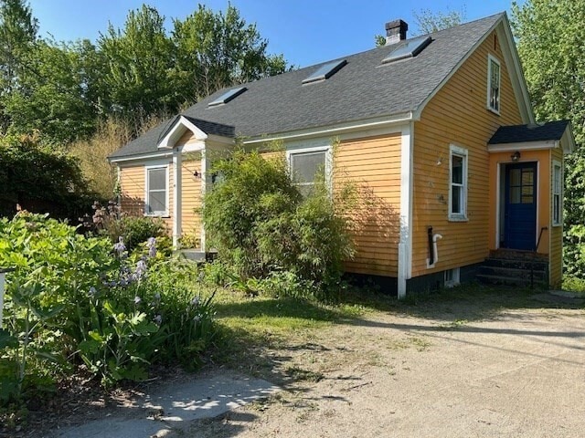 property at 41 Harwood Ave