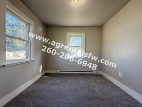 2428 W Ludwig Rd in Fort Wayne, IN - Building Photo - Building Photo
