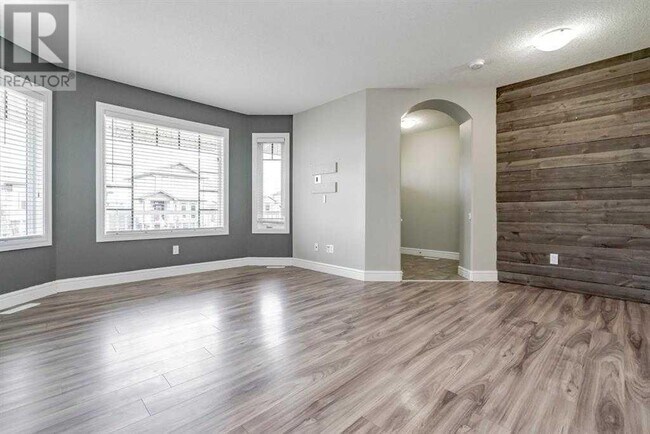 8610-102B 102 B Ave in Grande Prairie, AB - Building Photo - Building Photo