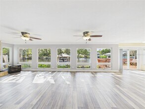 11202 Winn Rd in Riverview, FL - Building Photo - Building Photo