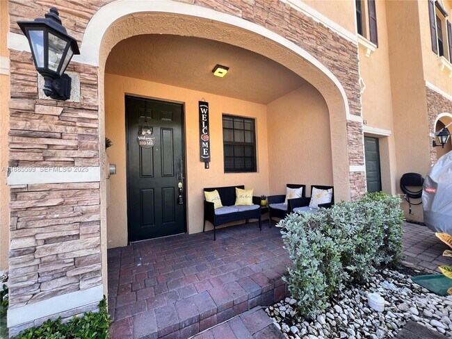 159 SE 34th Ave in Homestead, FL - Building Photo - Building Photo