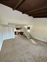 15 Concord Ct in Tonawanda, NY - Building Photo