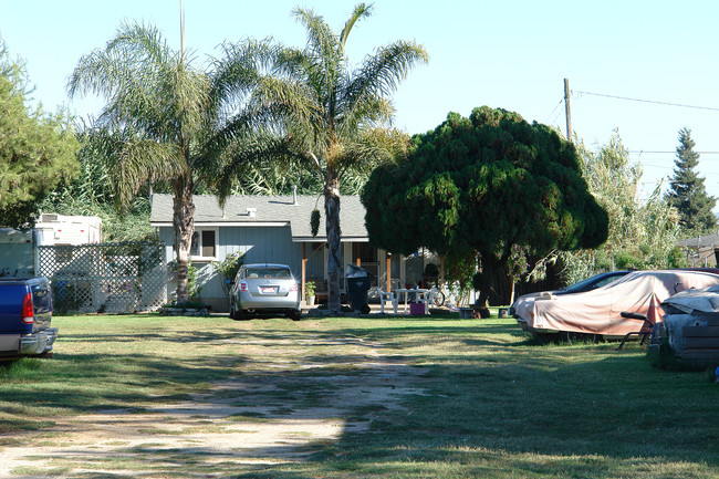 3542-3544 Santa Clara Ave in Oxnard, CA - Building Photo - Building Photo