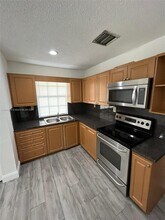 5519 NW 4th Ave in Miami, FL - Building Photo - Building Photo