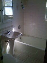 1532 Veteran Ave, Unit 1532 in Los Angeles, CA - Building Photo - Building Photo