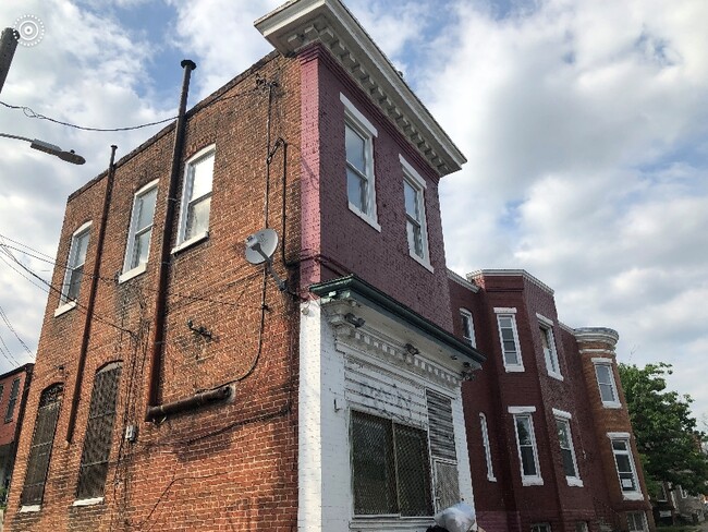 2238 N Fulton Ave in Baltimore, MD - Building Photo - Building Photo