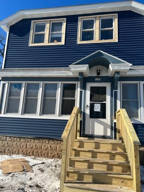 property at 1209 N Morrison St