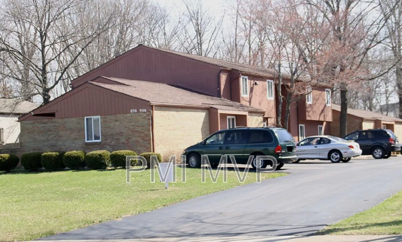 906 S Spring Rd in Westerville, OH - Building Photo