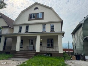 929-931 Madison Ave in Scranton, PA - Building Photo - Building Photo