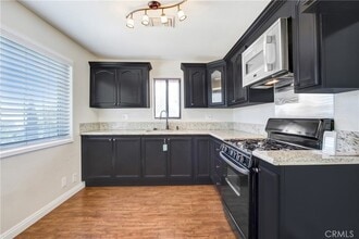 2495 Vista Dr, Unit 41061F in Upland, CA - Building Photo - Building Photo