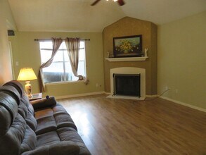 12129 La Salle Br in Conroe, TX - Building Photo - Building Photo