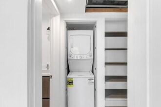921 Gardner in West Hollywood, CA - Building Photo - Building Photo