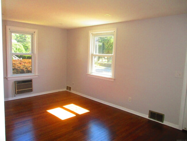 89 Ward St in Norwalk, CT - Building Photo - Building Photo