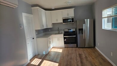 728 Norbert Dr, Unit 2 in San Bernardino, CA - Building Photo - Building Photo