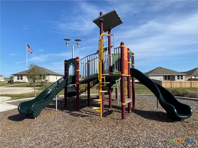 property at 833 Pronghorn Trl