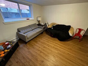 63 Selkirk Rd, Unit 2 in Boston, MA - Building Photo - Building Photo