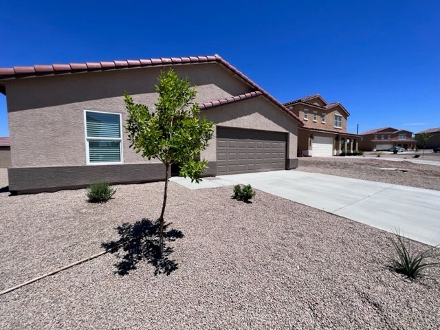 5545 S Havasu Creek Rd in Mohave Valley, AZ - Foto de edificio - Building Photo