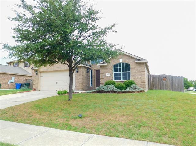 101 Kincaid Dr in Sanger, TX - Foto de edificio - Building Photo