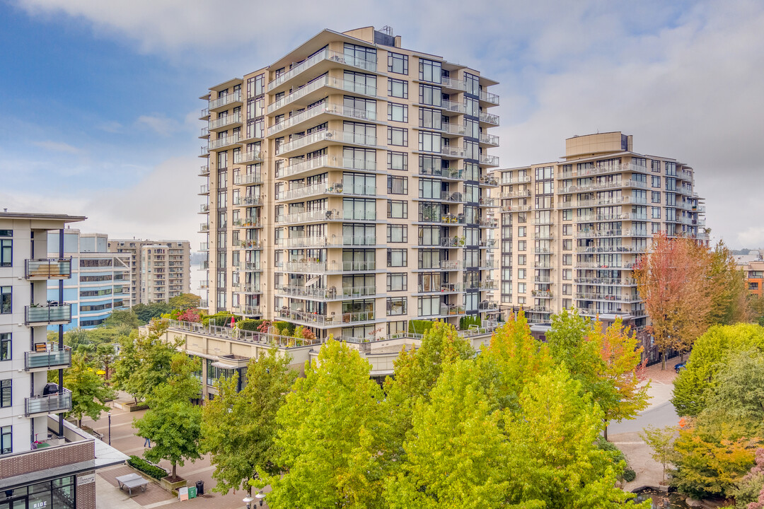 Time in North Vancouver, BC - Building Photo