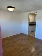 919 E Windsor Rd, Unit 6 in Glendale, CA - Building Photo - Building Photo