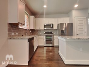 10601 Wills Loop in Austin, TX - Building Photo - Building Photo