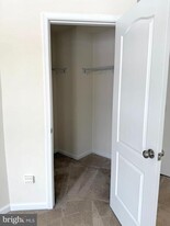 41692 Wellstone Terrace in Aldie, VA - Building Photo