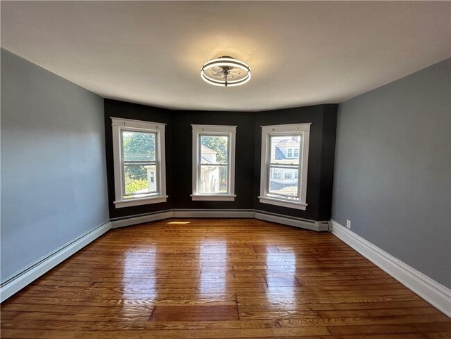 10 Phenix Ave in West Warwick, RI - Building Photo - Building Photo